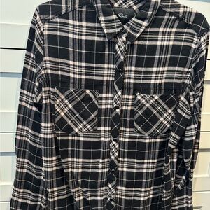 Rails Plaid Long Sleeve Shirt. Perfect with Jeans.